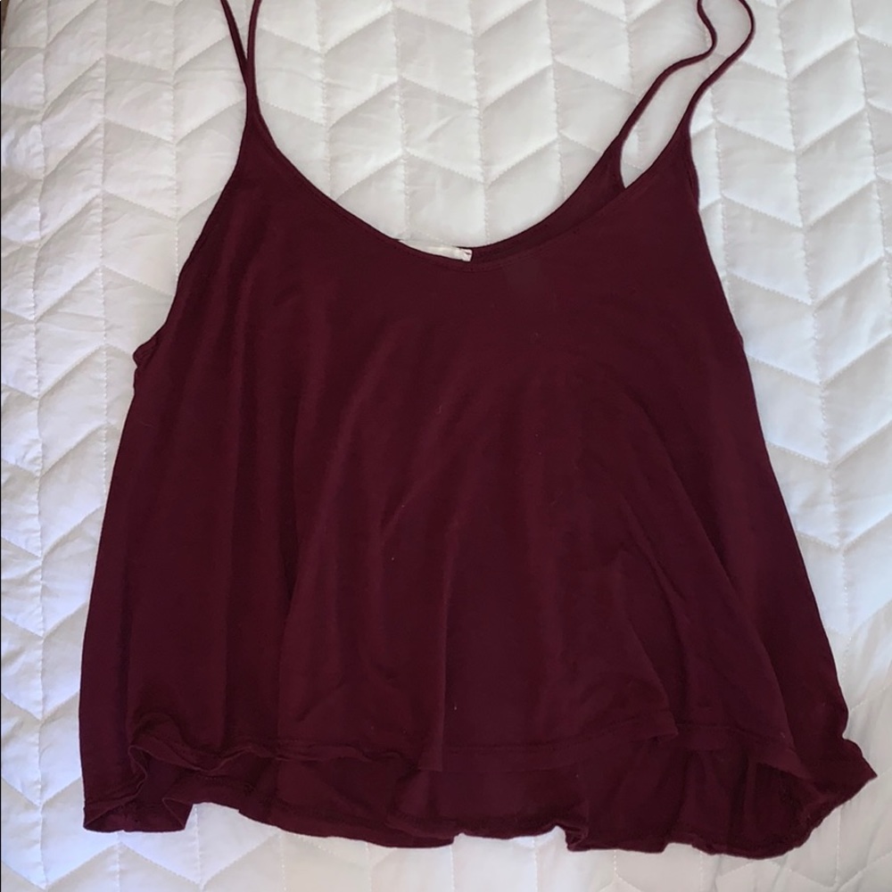 maroon tank top